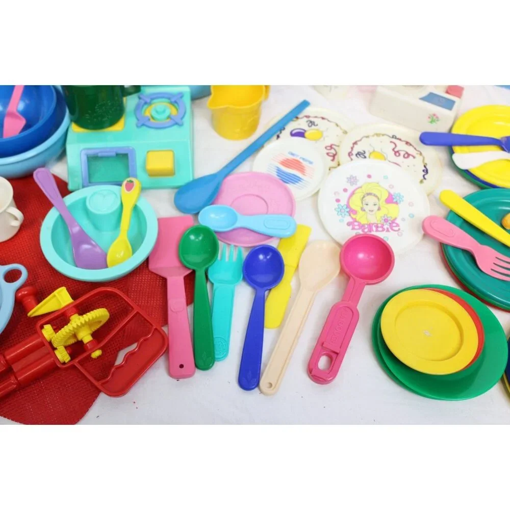 Vtg 1990s Play Dishes Fun with Food Pots Forks Blender Pans Measuring Cups Bowls
